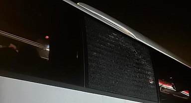 Alanyaspor taraftarını taşıyan otobüslere taşlı saldırı