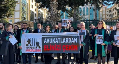 Antalya’dan İranlı avukatlara destek  