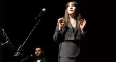 Atatürk'ün sevdiği şarkıları seslendirdi