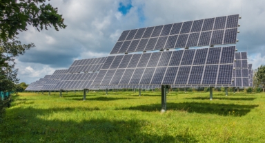 Bayraktar: 2023 yılı yenilenebilirin oldu