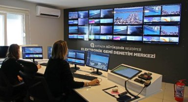 Denizi kirletenlere göz açtırmıyor 