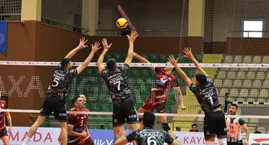 Efeler 2-0’dan döndü 