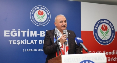 Eğitim çalışanları çözüm bekliyor 