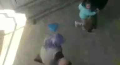 Ev sahibi- kiracı kavgasında küçük çocuk arada kaldı