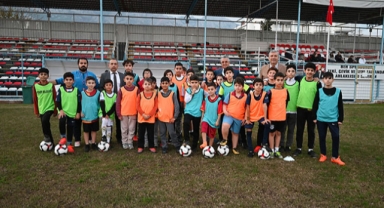 Geleceğin futbol yıldızlarıyla buluştu 