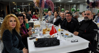 İYİ Parti’den şehit ve gazi ailelerine yemek 