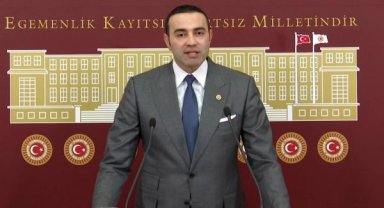 Kaya'dan emekli maaşı eleştirisi