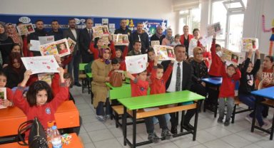 Korkuteli'de 9 bin 652 öğrenci karne aldı