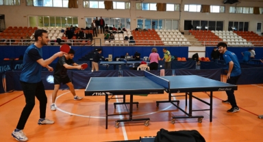  Masa Tenisi Festivali 
