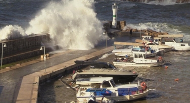 Antalya'da kuvvetli rüzgar ve fırtına bekleniyor