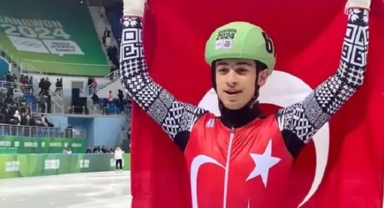 Muhammed Bozdağ, Türkiye'ye ilk madalyasını kazandırdı