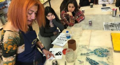 Seramik sanatçısı AÜ’de ders verdi