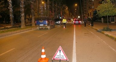 Polis ekipleri yılbaşı denetiminde