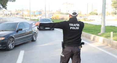 Polisten 'Huzurlu Sokaklar' uygulaması