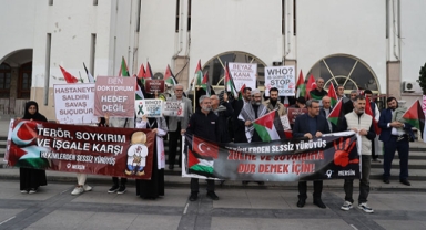 Sağlık çalışanları İsrail'i protesto etti