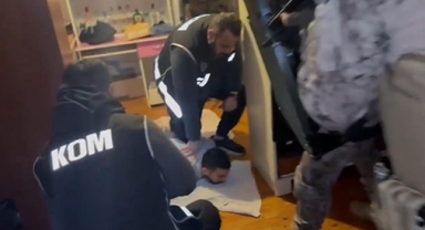  ‘Şahinler’ çökertildi 