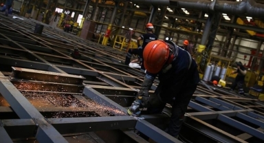 Sanayi istihdamı 4 milyona yaklaştı!