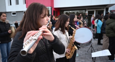 Şehitler için İstiklal Marşı