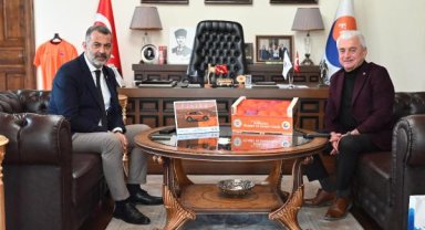 Özen: TOGG’a rengini Finike Portakalı versin 