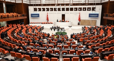 Türk askerinin Aden Körfezi'ndeki görev süresi uzatıldı