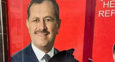 Yeniden Refah Partili adayın bürosunun camları kırıldı