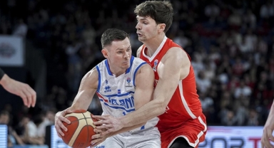 12 Dev Adam son saniye basketiyle kazandı!