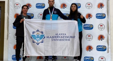 ALKÜ’den 3 madalya