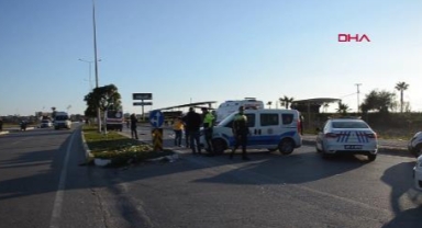 Ambulans ve motosiklet çarpıştı