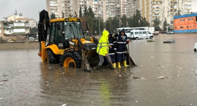 Antalya'da okullar yarın da tatil