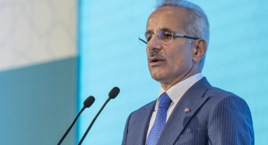 Bakan Uraloğlu: Batan gemiye dair bulguya rastlanmadı