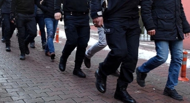 Bakan Yerlikaya: 42 göçmen kaçakçılığı organizatörü yakalandı