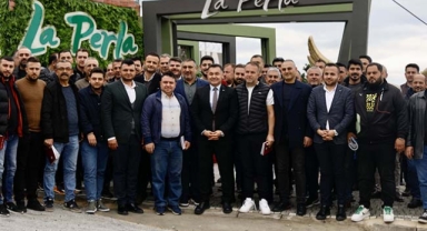 Başkan Yücel otomobil esnafıyla buluştu