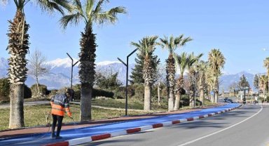 Bisiklet yolu yenilendi