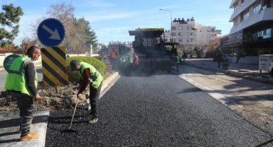 Boğaçayı Caddesi asfaltı yenileniyor