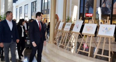 Depremzede çocukların resimleri