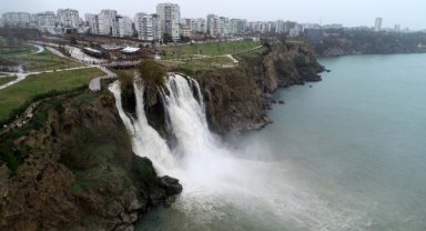Düden Şelalesi'nde kirlilik azaldı