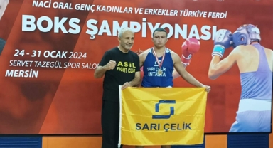 Gümüş yumruk