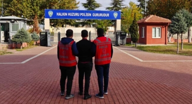 İkinci el otomobil dolandırıcısı yakalandı