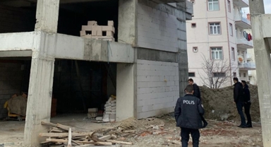 İnşaatın 5. katından düşen işçi hayatını kaybetti