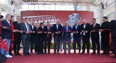 Seçim ofisini Bakan Ersoy açtı