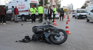 Otomobil ile motor çarpıştı