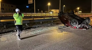 Otomobili bırakıp kaçtılar