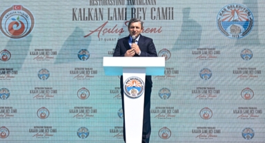 Şahin, Lami Bey Camisi’nin açılış töreninde