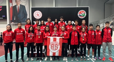 Şampiyonaya 'akrep' damgası