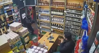 Tekel bayisine silahlı saldırı düzenledi