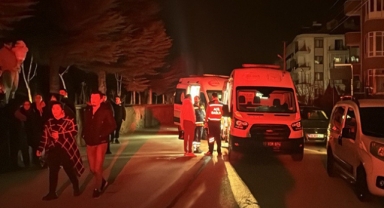 Yangında 10 kişi dumandan etkilendi