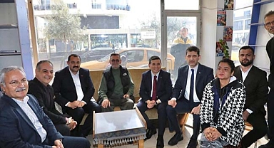 AK Parti başarıya kilitlendi