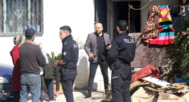 Babasını ölü buldu