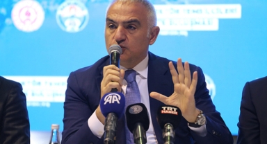 Bakan Ersoy Kaş'ta