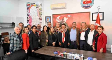 ‘Birleştirmek zorundayız’